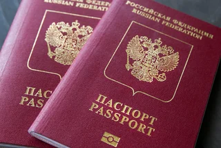 Russian passport. Photo: iStock, Дмитрий Ларичев