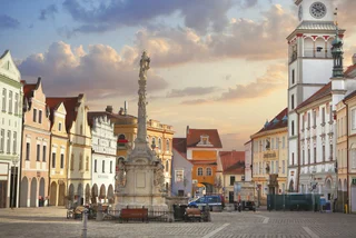 Rick Steves moves the Czech Republic from Eastern to Central Europe