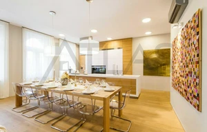 Apartment for rent, 5 bedrooms +, 212m<sup>2</sup>