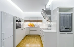 Apartment for rent, 3+kk - 2 bedrooms, 100m<sup>2</sup>