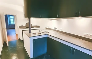 Apartment for rent, 4+kk - 3 bedrooms, 170m<sup>2</sup>