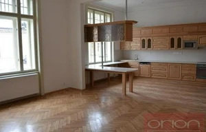 Apartment for rent, 5+1 - 4 bedrooms, 197m<sup>2</sup>