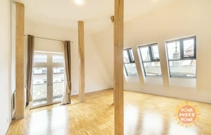 Apartment for rent, 4+1 - 3 bedrooms, 202m<sup>2</sup>