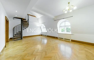 Apartment for rent, 4+1 - 3 bedrooms, 164m<sup>2</sup>