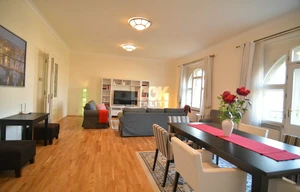 Apartment for rent, 4+1 - 3 bedrooms, 150m<sup>2</sup>