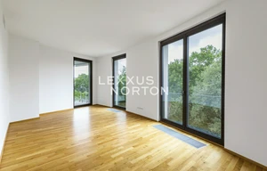 Apartment for sale, 5+kk - 4 bedrooms, 214m<sup>2</sup>