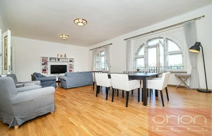 Apartment for rent, 4+1 - 3 bedrooms, 150m<sup>2</sup>