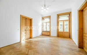 Apartment for rent, 4+1 - 3 bedrooms, 171m<sup>2</sup>