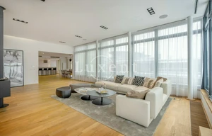 Apartment for rent, 3+kk - 2 bedrooms, 240m<sup>2</sup>