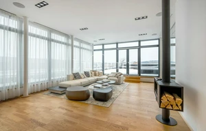 Apartment for rent, 3+kk - 2 bedrooms, 240m<sup>2</sup>