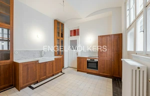 Apartment for rent, 3+1 - 2 bedrooms, 113m<sup>2</sup>