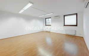 Apartment for rent, 2+kk - 1 bedroom, 83m<sup>2</sup>