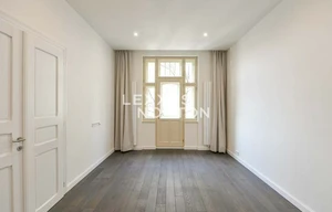 Apartment for rent, 4+kk - 3 bedrooms, 137m<sup>2</sup>