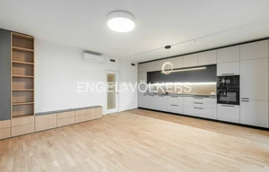 Apartment for rent, 4+kk - 3 bedrooms, 112m<sup>2</sup>