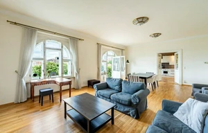 Apartment for rent, 4+1 - 3 bedrooms, 150m<sup>2</sup>