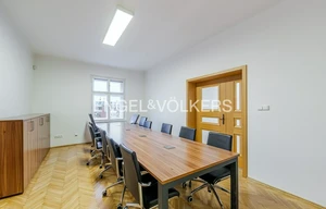 Apartment for rent, 4+kk - 3 bedrooms, 120m<sup>2</sup>