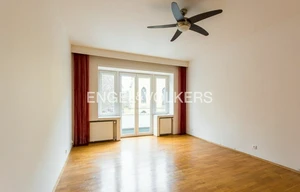 Apartment for rent, 4+1 - 3 bedrooms, 185m<sup>2</sup>