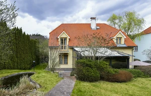 Family house for sale, 480m<sup>2</sup>, 978m<sup>2</sup> of land