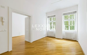 Apartment for rent, 4+1 - 3 bedrooms, 184m<sup>2</sup>