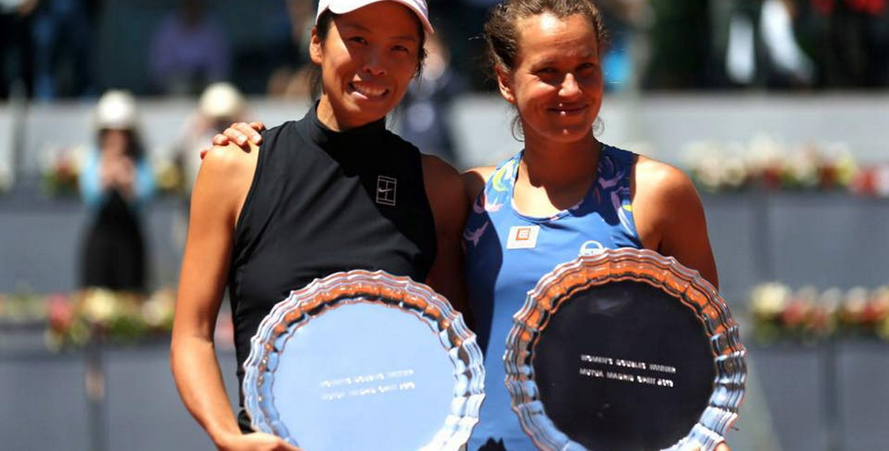 Czech tennis star Barbora Strýcová wins Wimbledon doubles, becomes ...