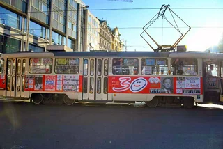 Václav Havel’s 1989 campaign tram returns to the Prague Castle route