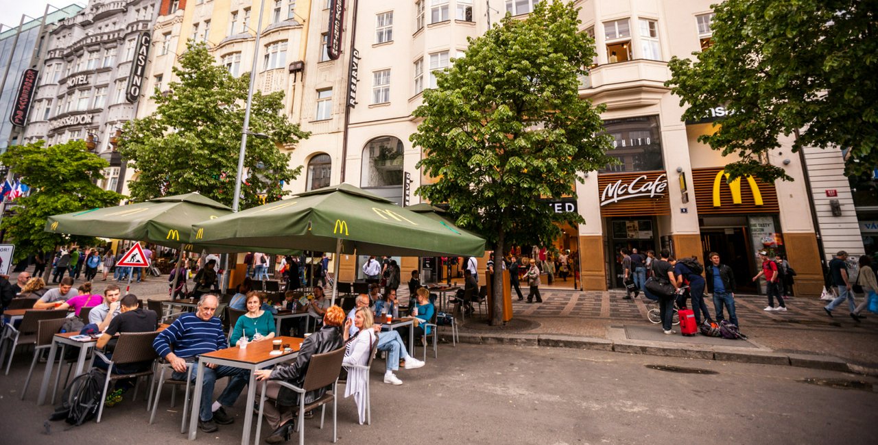 McDonald's raises cheeseburger prices in the Czech Republic for the first  time in years - Prague, Czech Republic