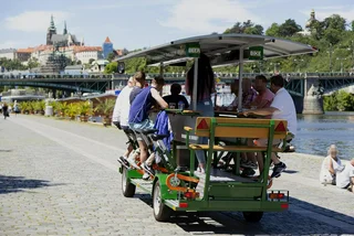 Beer bike on Prague's waterfront. (Photo: Praha.EU)