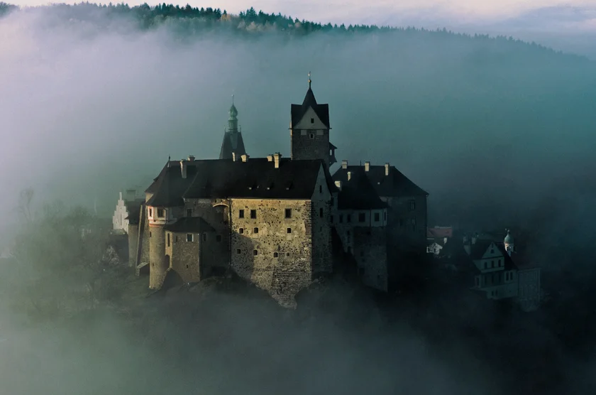 Photo of the Loket castle, by Jaroslav Piela