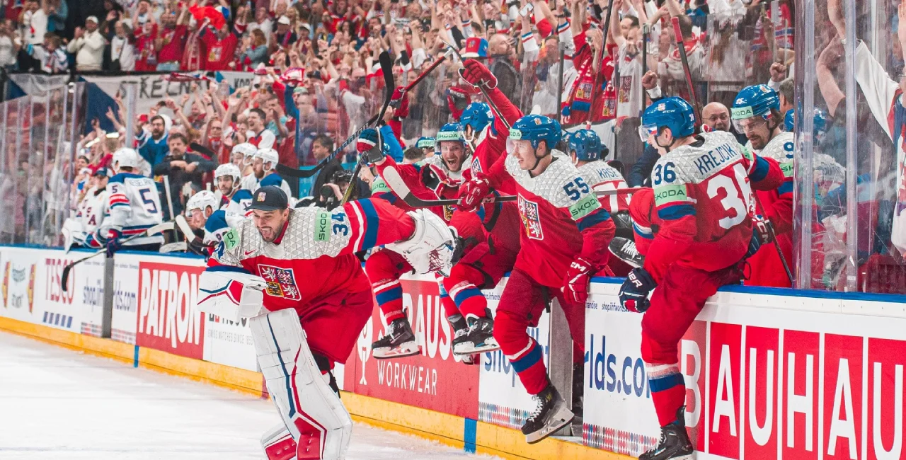 The Czech National Team celebrates their semifinal win on Thursday. Photo: Facebook / Český hokej