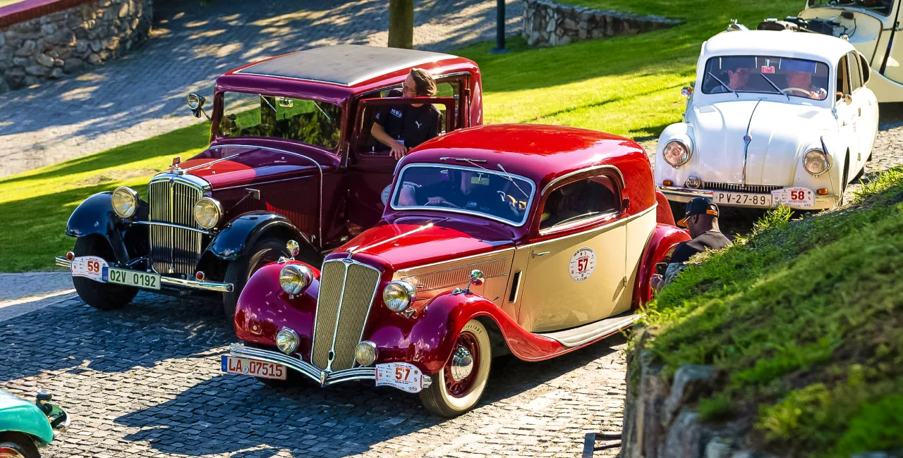 Over 100 classic pre-World War II cars start epic 1,000-mile race from Prague
