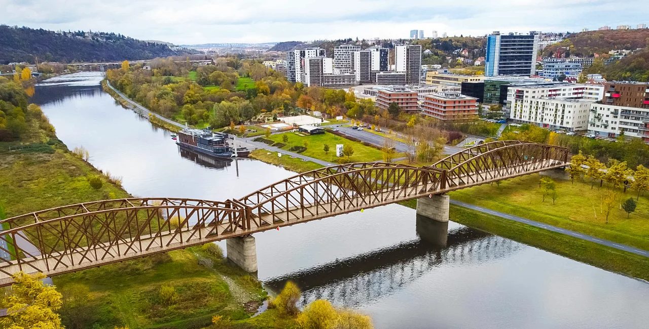 Prague's historic Výtoň Bridge set to be moved to different part of city