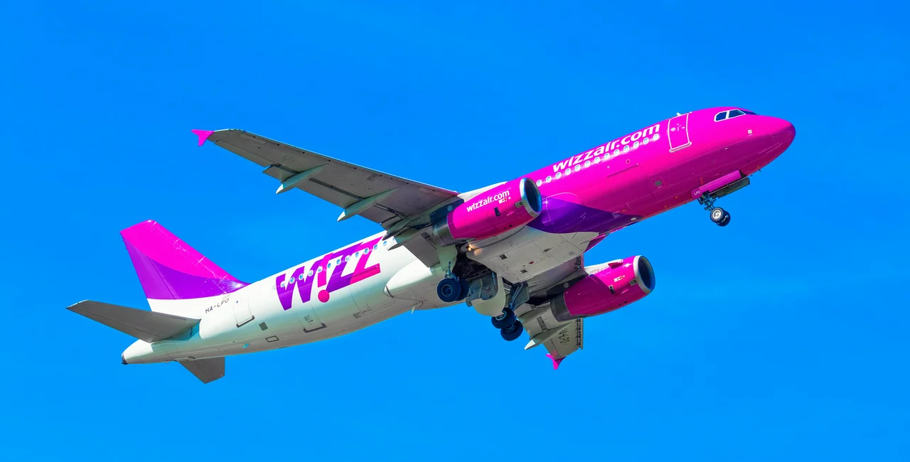 Is Wizz Air's 'unlimited flying' offer worth it for Czechia-based travelers?