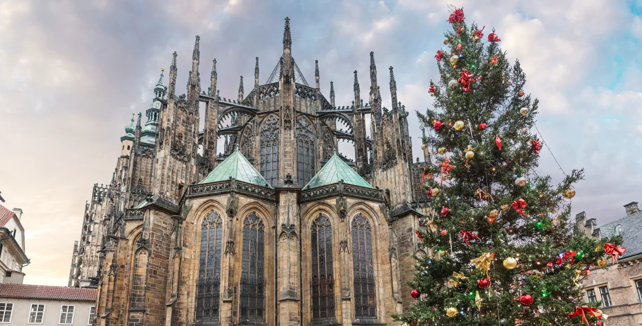 Christmas tree at Prague castle. Photo: Shutterstock / frantic00