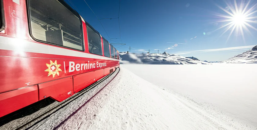 Switzerland 12-2024  Bernina Express am Lago Bianco