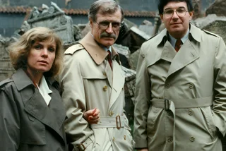 Karel Köcher (center) with wife Hana and author Ronald Kessler in 1987. Photo: Wikipedia / Ronald Kessler