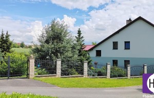 Family house for sale, 299m<sup>2</sup>, 2580m<sup>2</sup> of land
