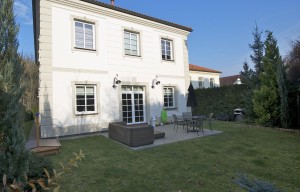 Villa for rent, 338m<sup>2</sup>, 512m<sup>2</sup> of land