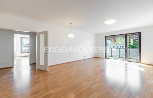 Apartment for rent, 4+kk - 3 bedrooms, 117m<sup>2</sup>