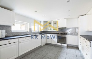 Apartment for rent, 5+kk - 4 bedrooms, 294m<sup>2</sup>