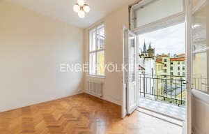 Apartment for rent, 4+1 - 3 bedrooms, 165m<sup>2</sup>
