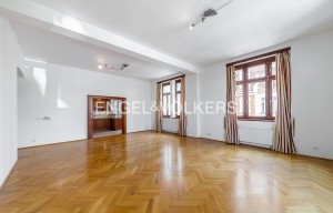 Apartment for rent, 5+1 - 4 bedrooms, 177m<sup>2</sup>