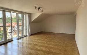 Apartment for rent, 3+1 - 2 bedrooms, 154m<sup>2</sup>