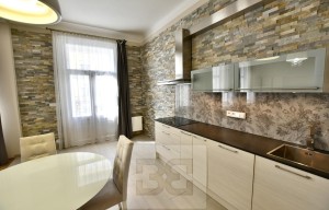 Apartment for rent, 2+kk - 1 bedroom, 82m<sup>2</sup>