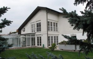 Villa for rent, 400m<sup>2</sup>, 1000m<sup>2</sup> of land