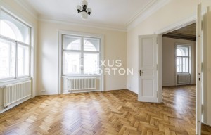 Apartment for rent, 4+1 - 3 bedrooms, 165m<sup>2</sup>