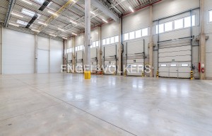 Warehouse for rent, 733m<sup>2</sup>