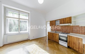 Apartment for rent, 3+1 - 2 bedrooms, 100m<sup>2</sup>