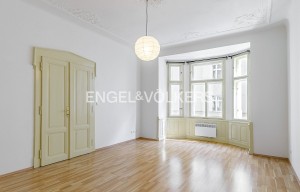 Apartment for rent, 3+1 - 2 bedrooms, 125m<sup>2</sup>