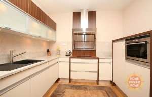 Apartment for rent, 2+1 - 1 bedroom, 85m<sup>2</sup>