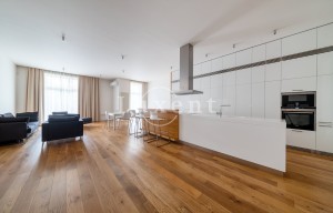 Apartment for rent, 3+kk - 2 bedrooms, 134m<sup>2</sup>